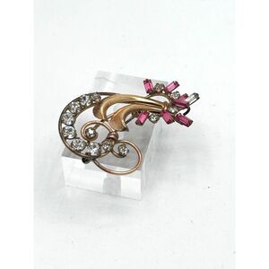 Tru-Kay Pink and Clear Rhinestone 1/20 12KGF Brooch
